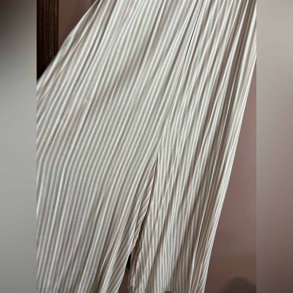 Torrid Beige Striped Jumpsuit NWT - Picture 7 of 9